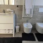 Sirmionerooms בית הארחה