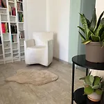 Sirmionerooms בית הארחה