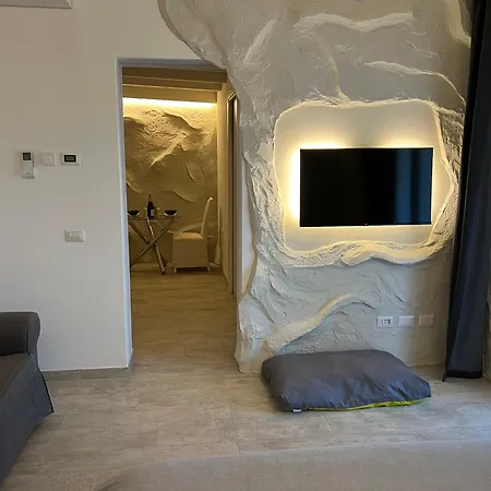 בית הארחה Sirmionerooms 3*